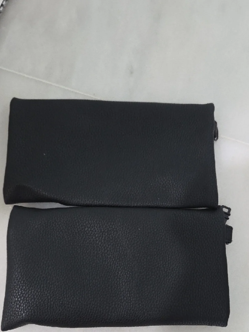 Tumi Black Pebbled Leather Double-Zip Pouch with Red Zippers 1 Pouch Include